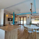 Mazury, Ametyst, Cisza , Ptasi Spiew , Grzyby , Ryby فيلة *